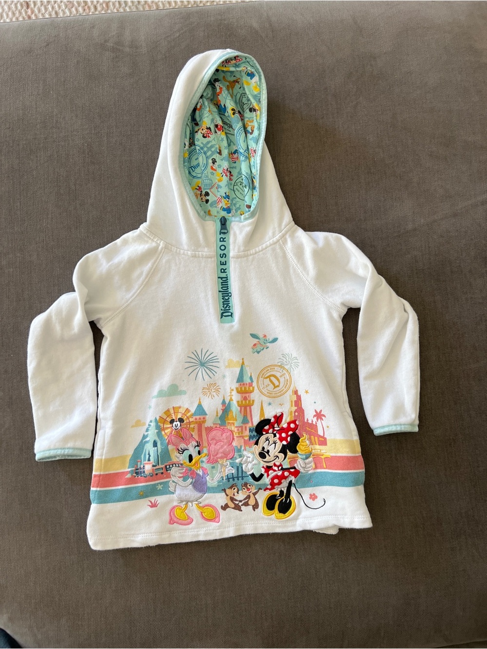 🏰 Disney Magic Kingdom girls zip sweatshirt hoodie white aqua Minnie size 5t